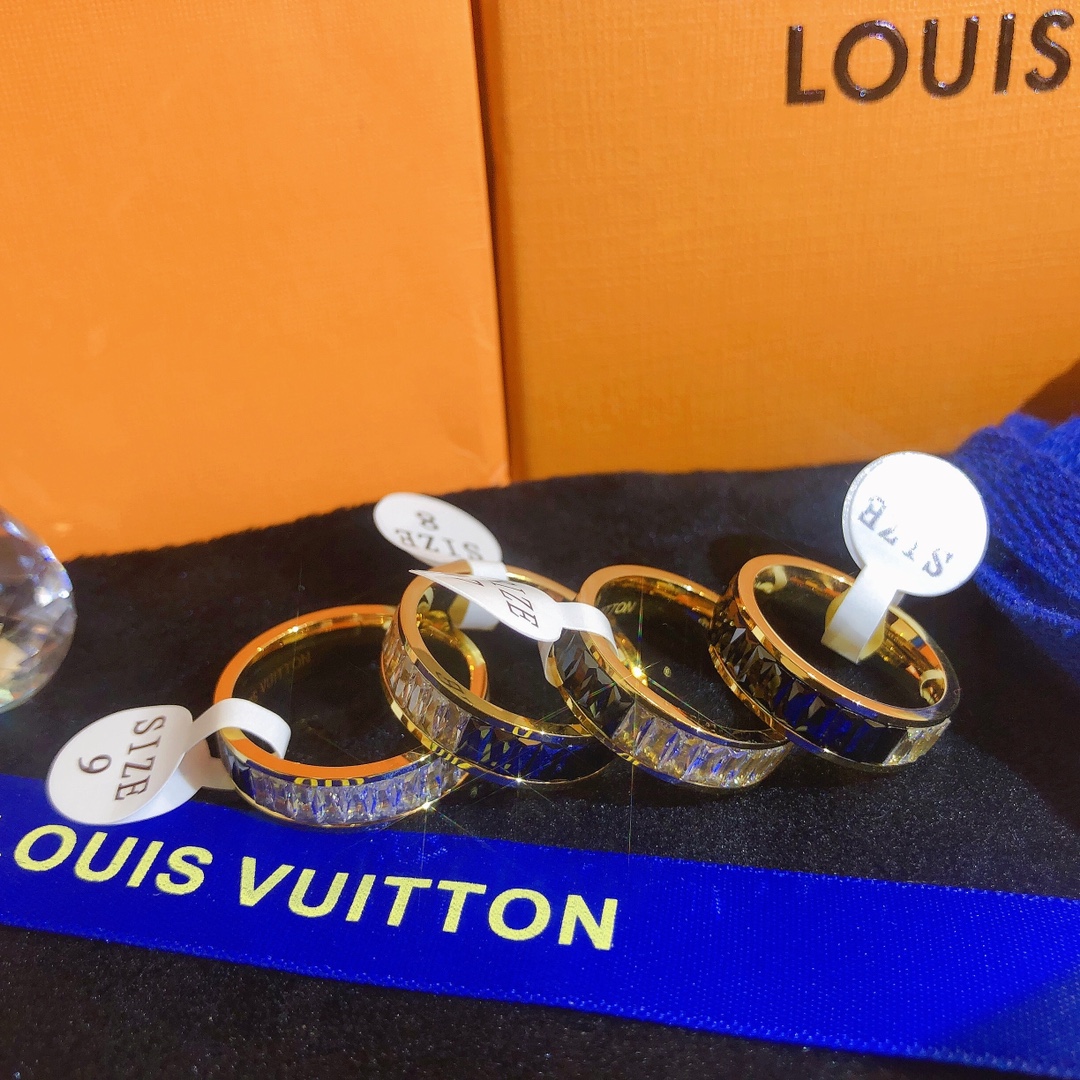 Designer J048 Ring