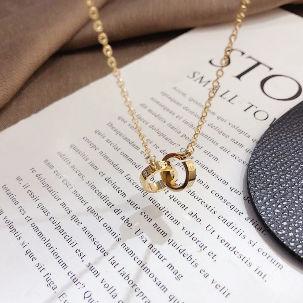 Designer Necklace editorial product context 1