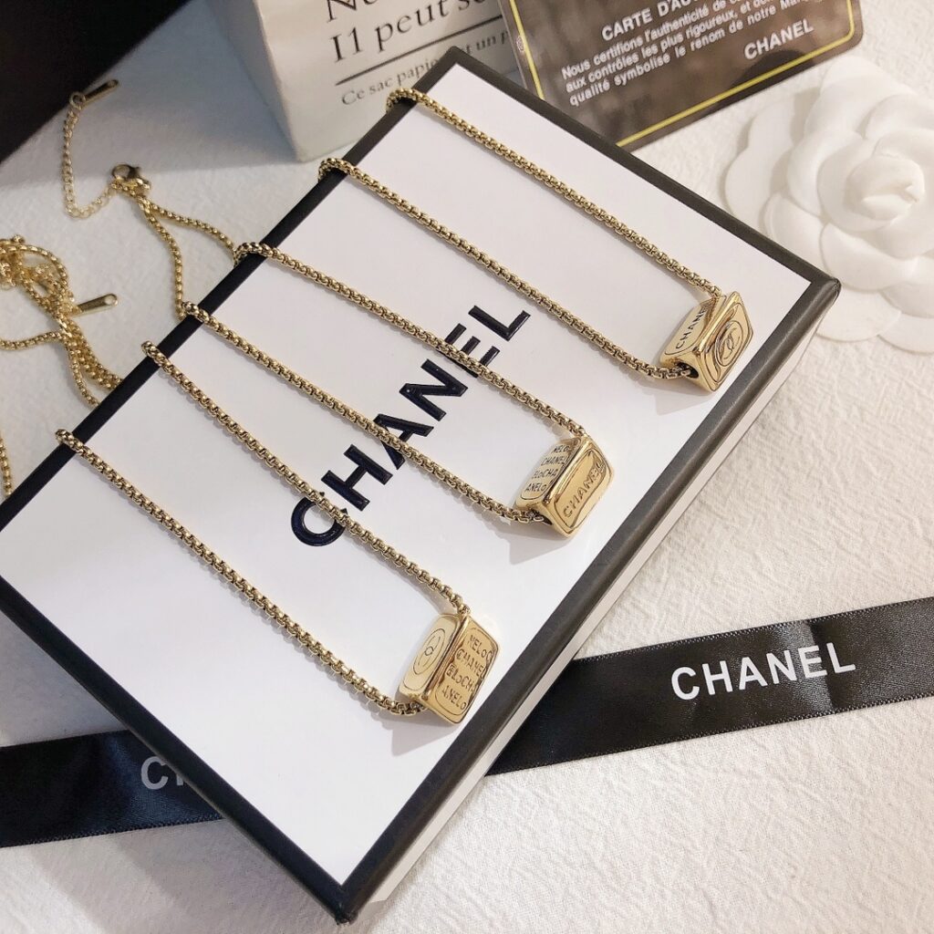 Designer Necklace editorial product context 2