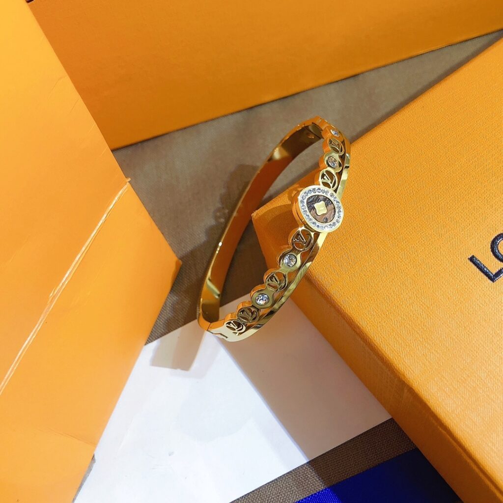 Designer S251 Bracelet editorial product context 1