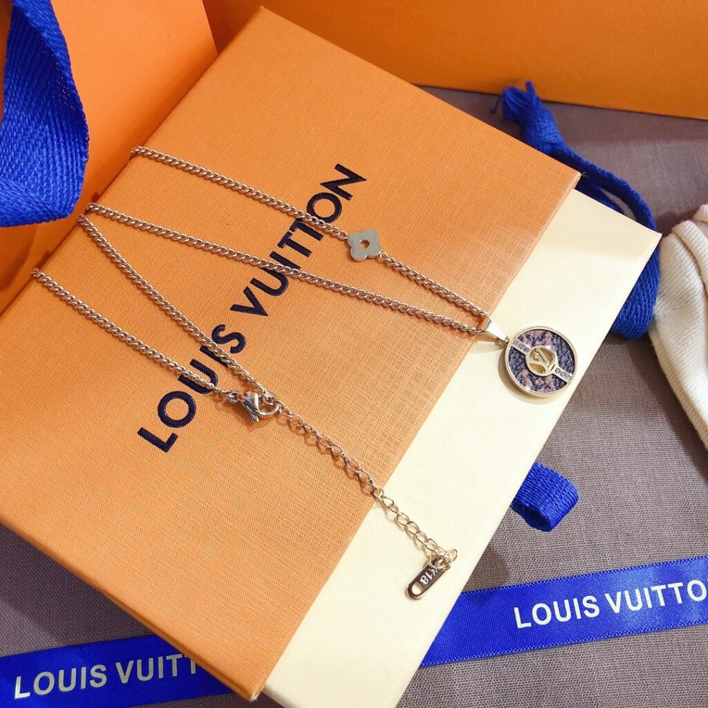 Designer Necklace editorial product context 2