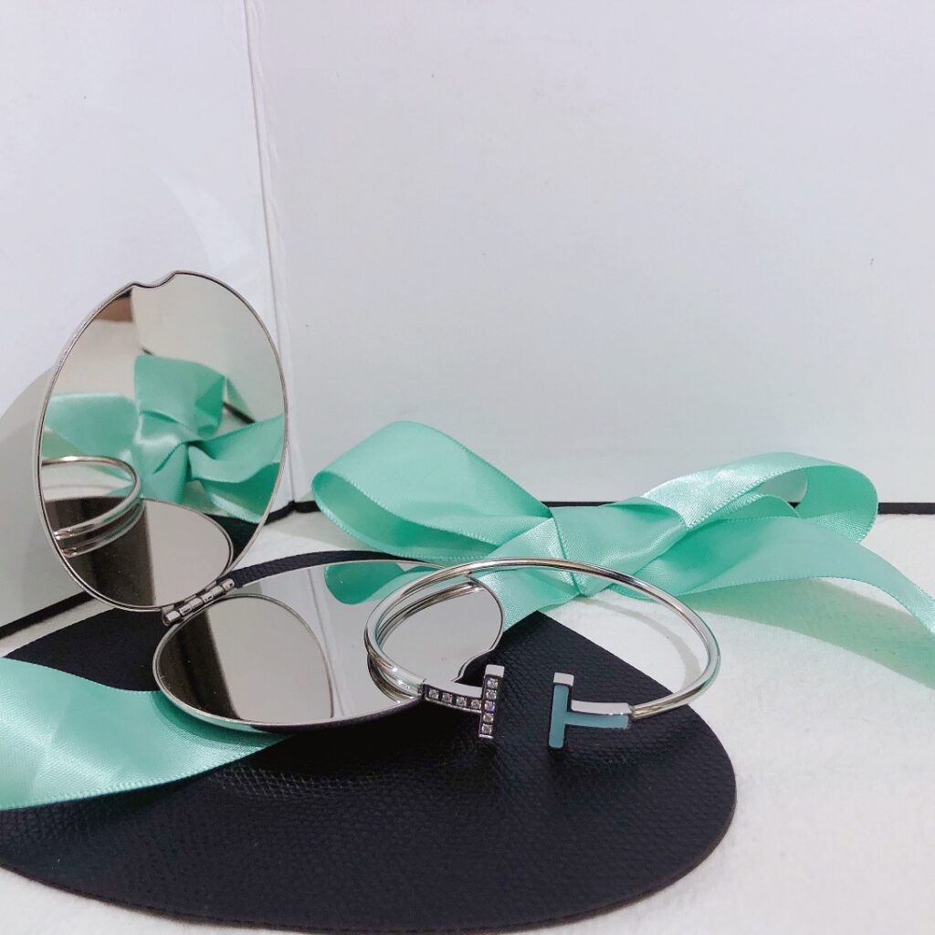 Designer S262 Ring editorial product context 3