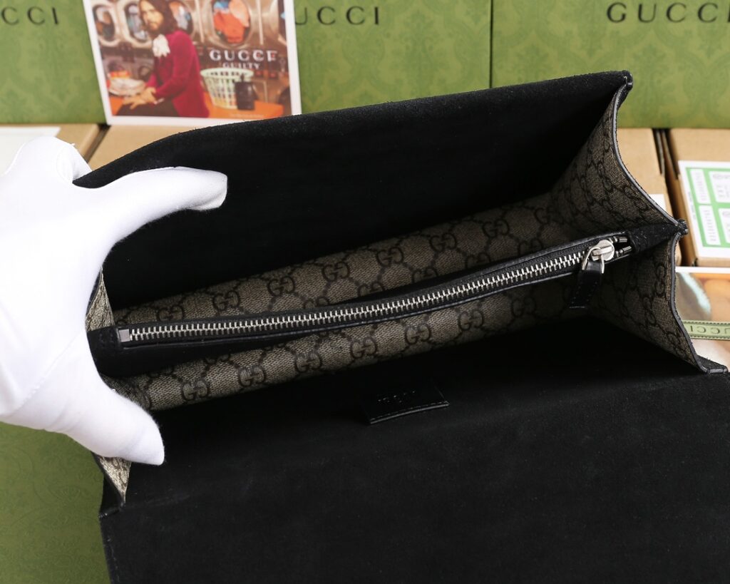 Designer F7C9 Bag editorial product context 3