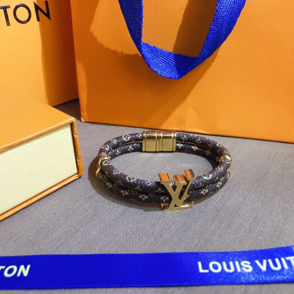 Designer S265 Bracelet editorial product context 3