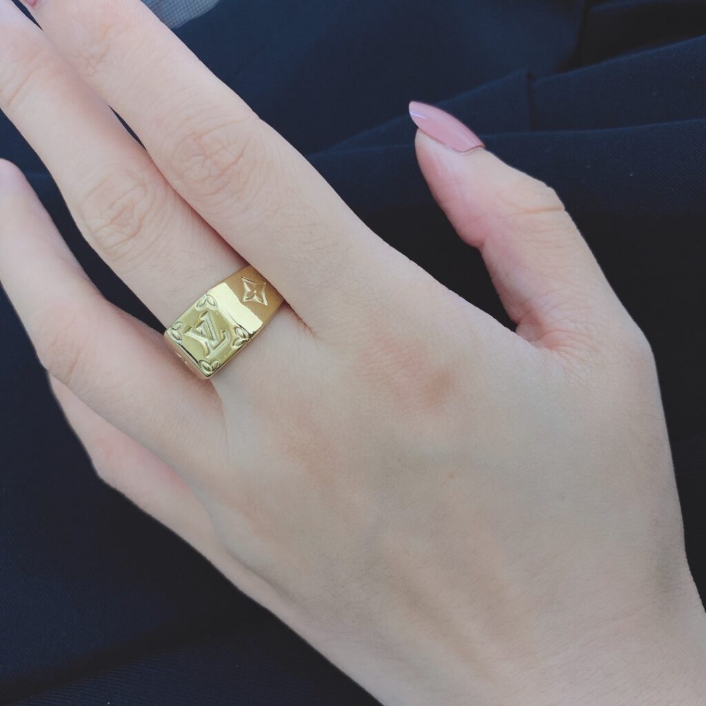 Designer J067 Ring editorial product context 2