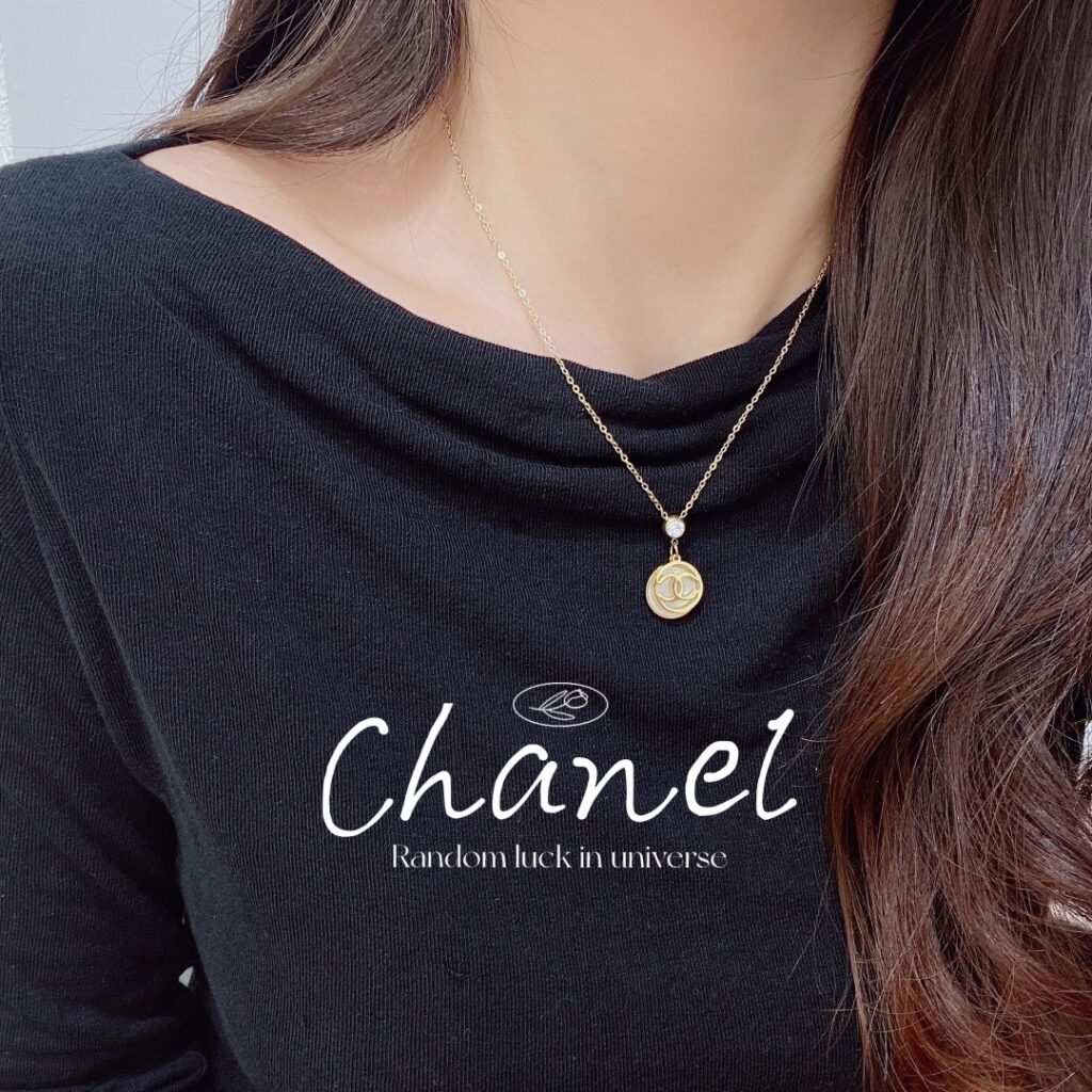 Designer Necklace editorial product context 1