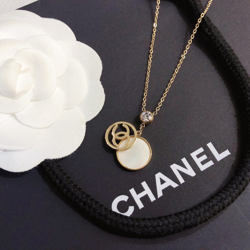 Designer Necklace editorial product context 3