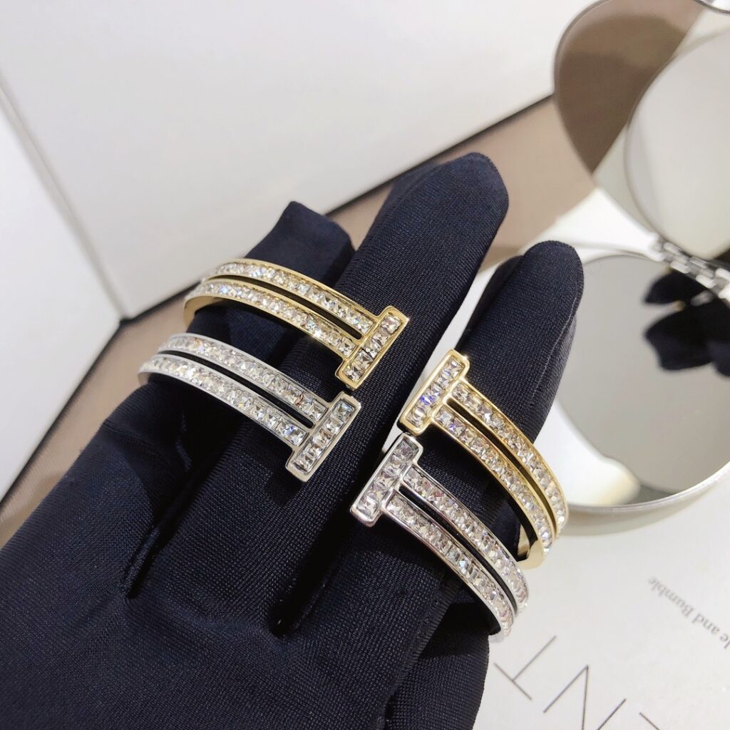 Designer S272 Bracelet editorial product context 2
