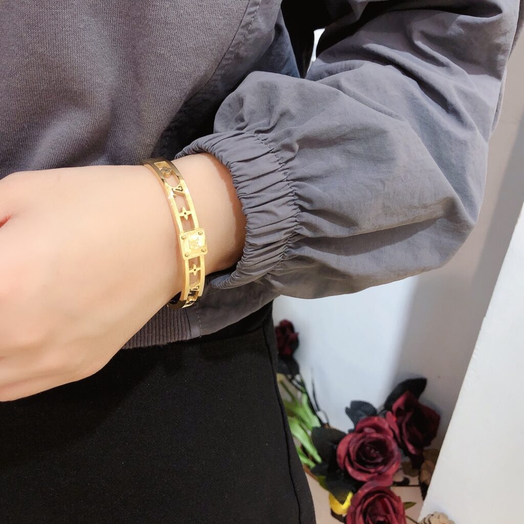 Designer S279 Bracelet editorial product context 2