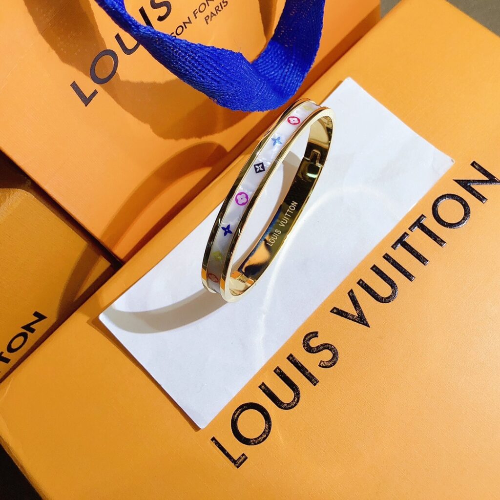 Designer S284 Bracelet editorial product context 3