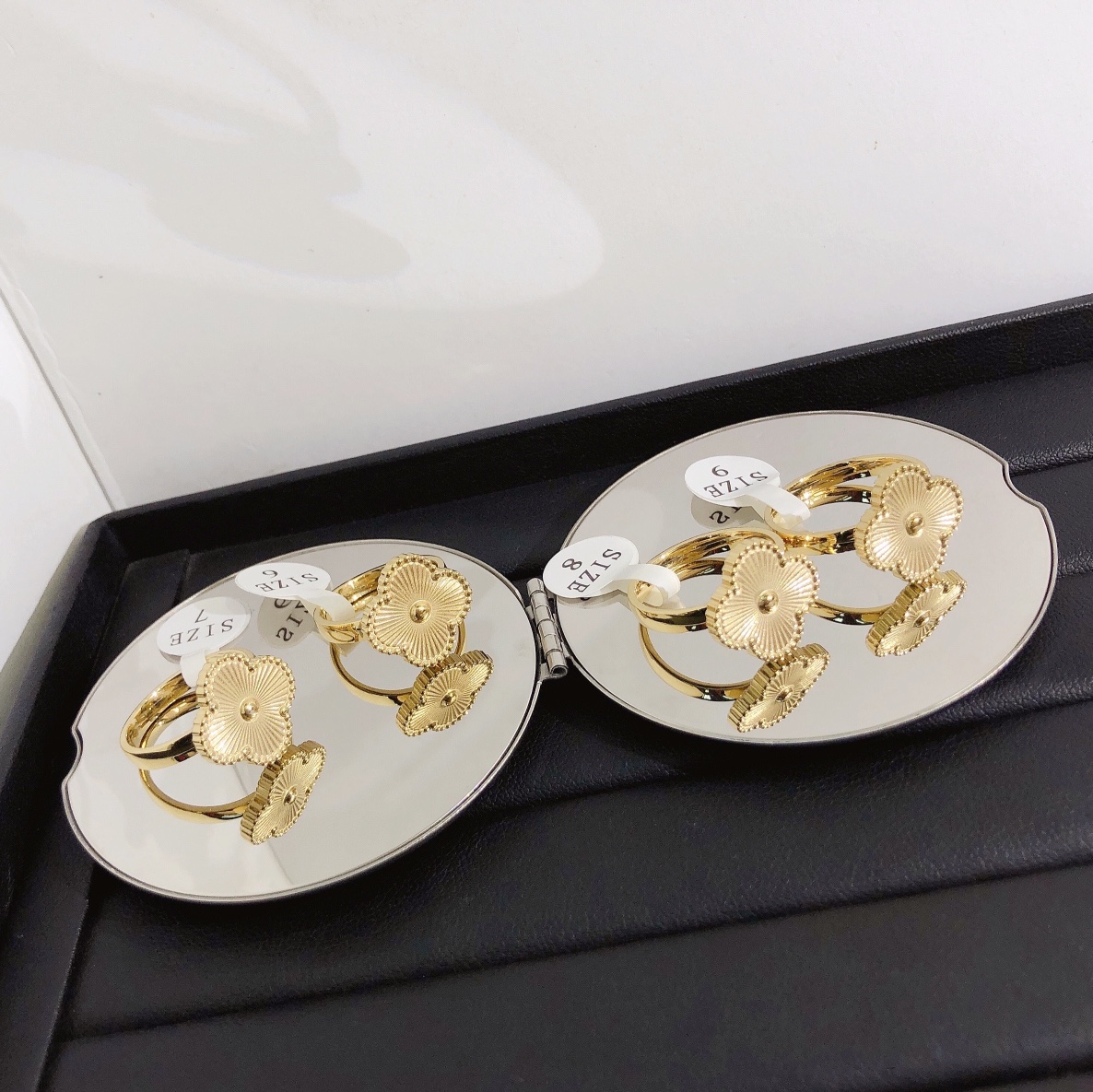 Designer J068 Ring