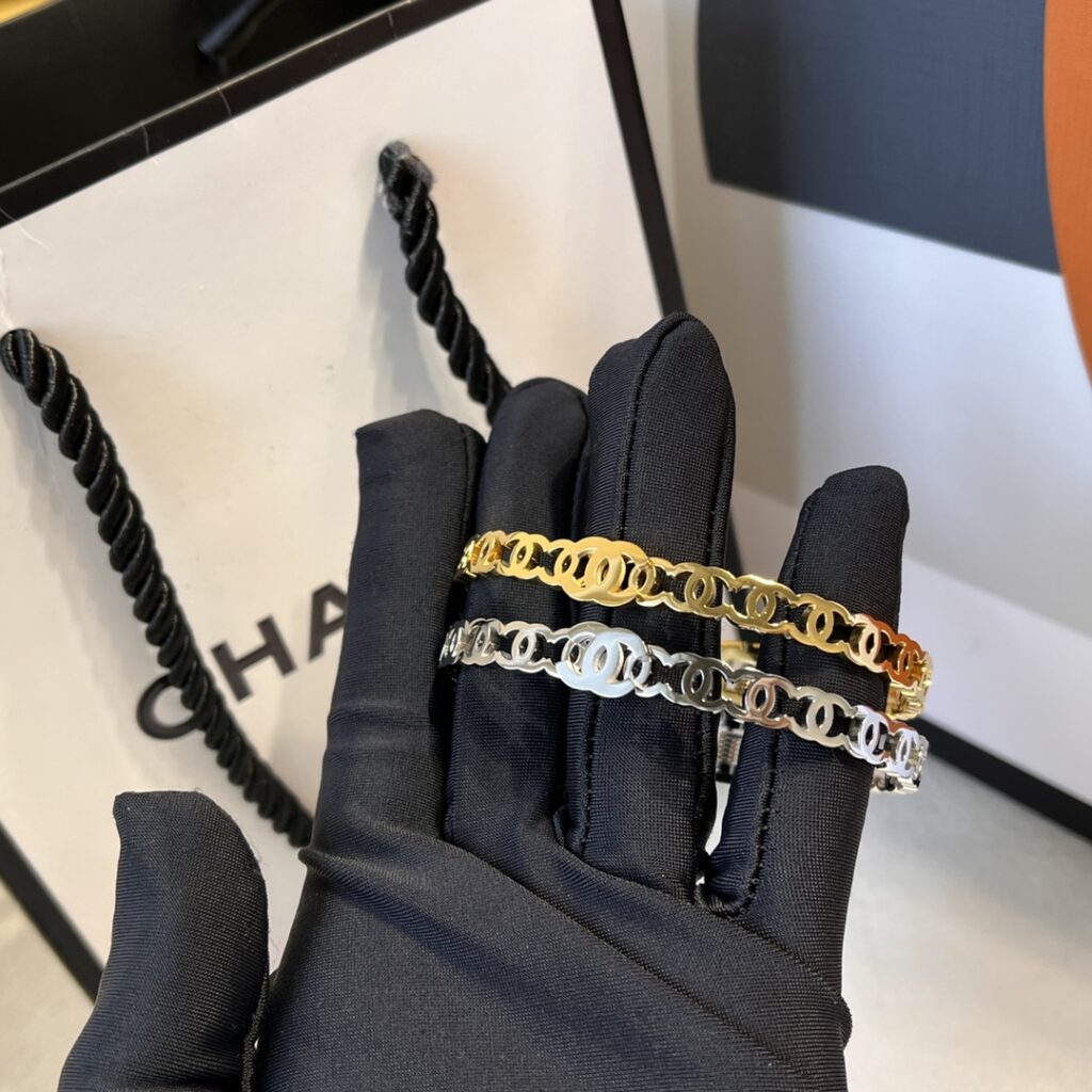 Designer S295 Bracelet editorial product context 1
