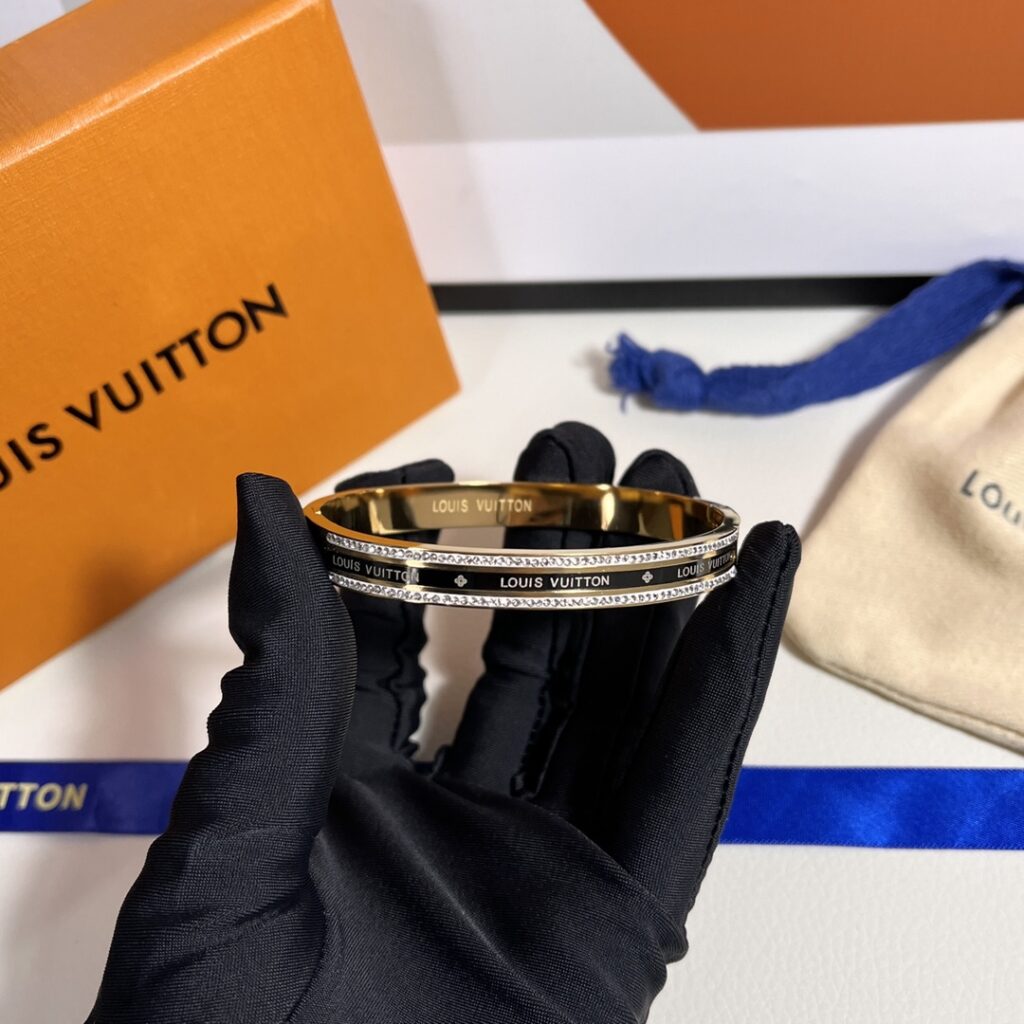 Designer S298 Black Bracelet editorial product context 1