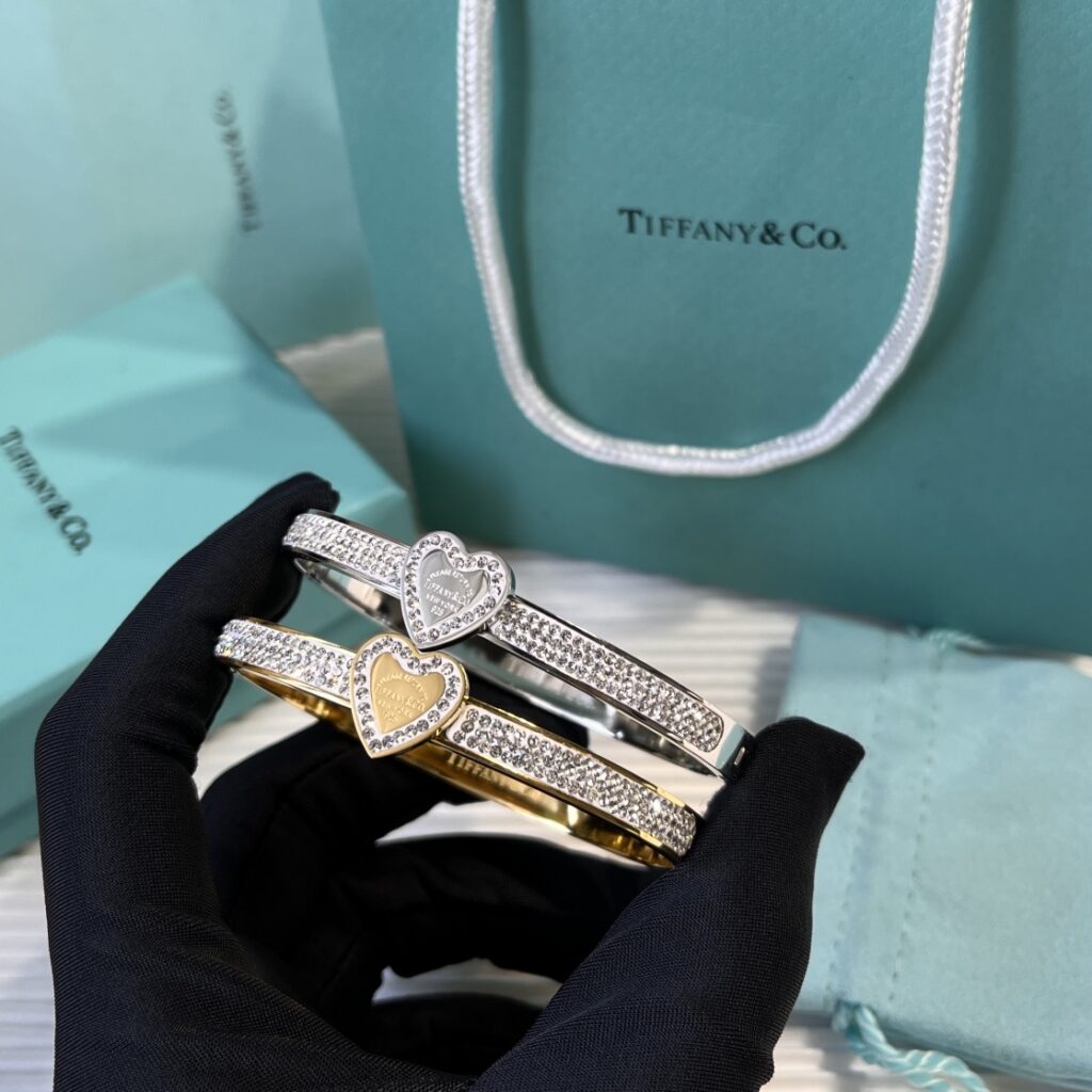 Designer S320 Bracelet editorial product context 2