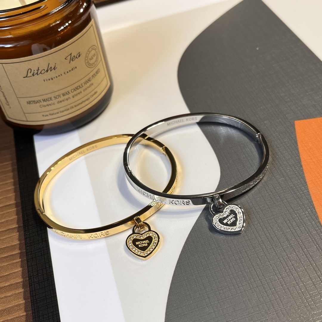 Designer S322 Ring