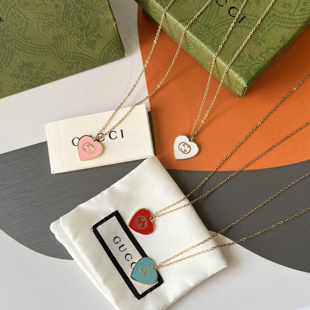 Designer Necklace editorial product context 1