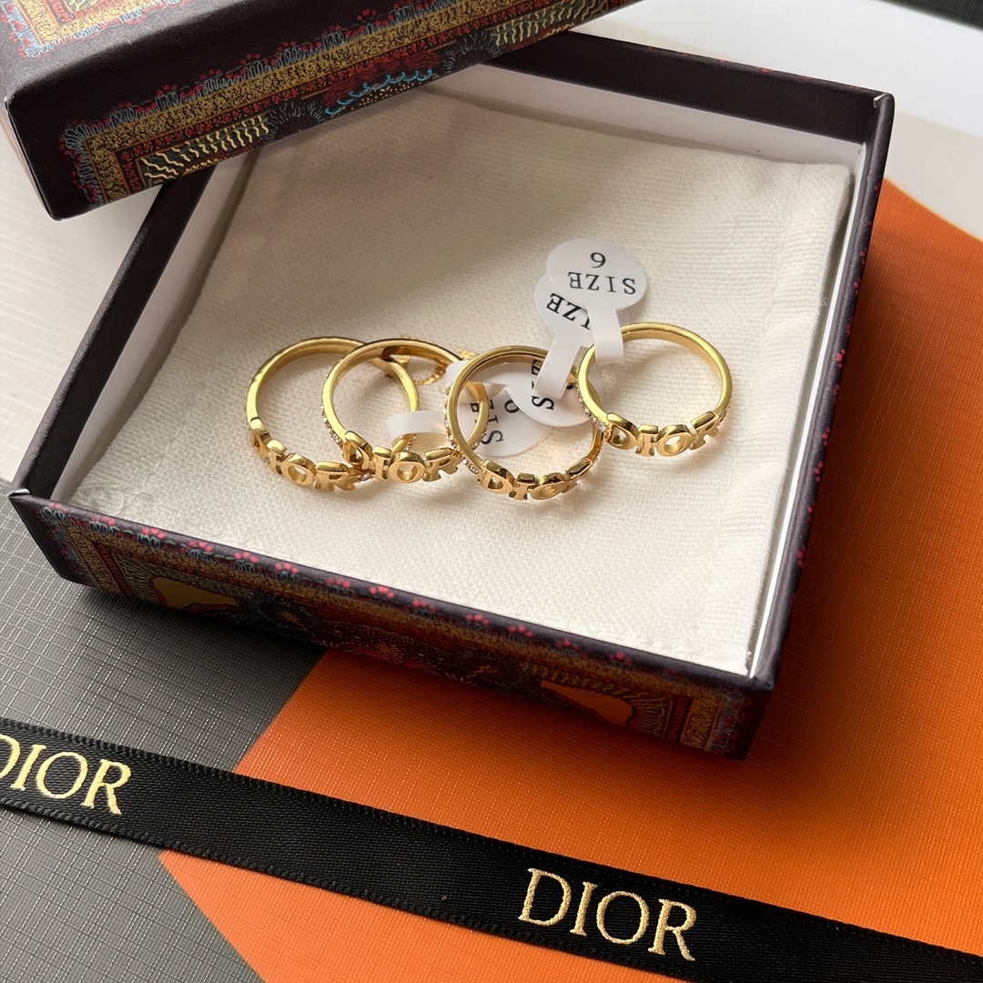 Luxury J085 Ring