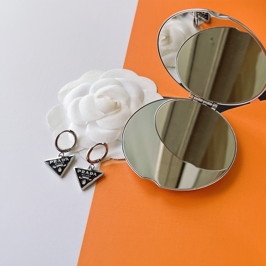 Luxury A764 Earrings