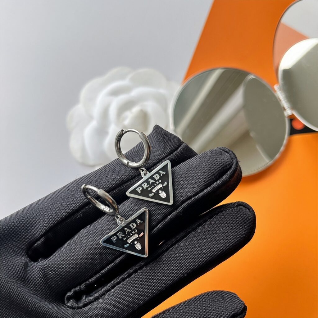Designer A764 Ring editorial product context 1