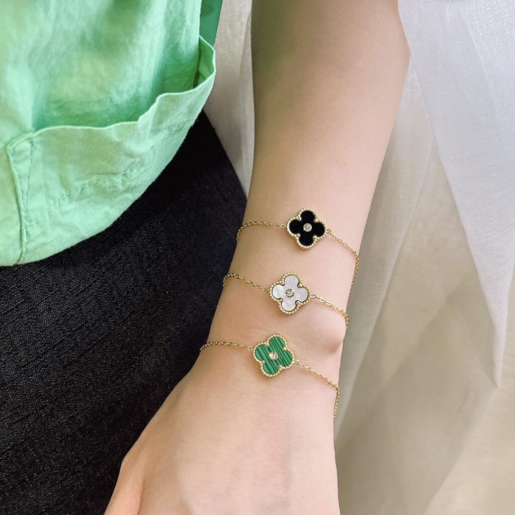 Designer L109 Ring editorial product context 1
