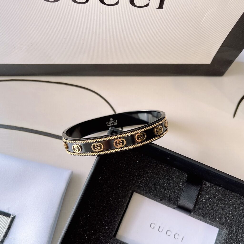 Designer S337 Black Bracelet editorial product context 1