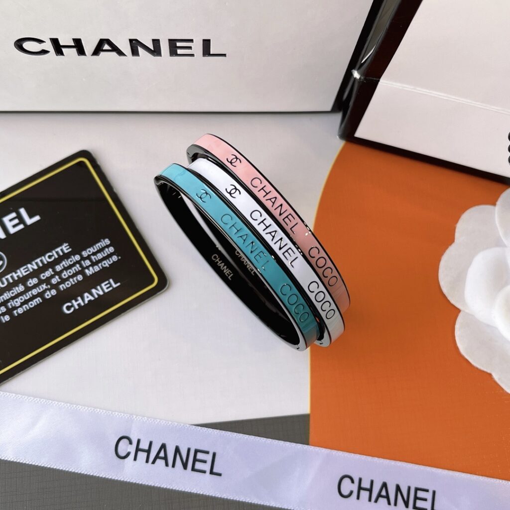 Designer S338 Bracelet editorial product context 3