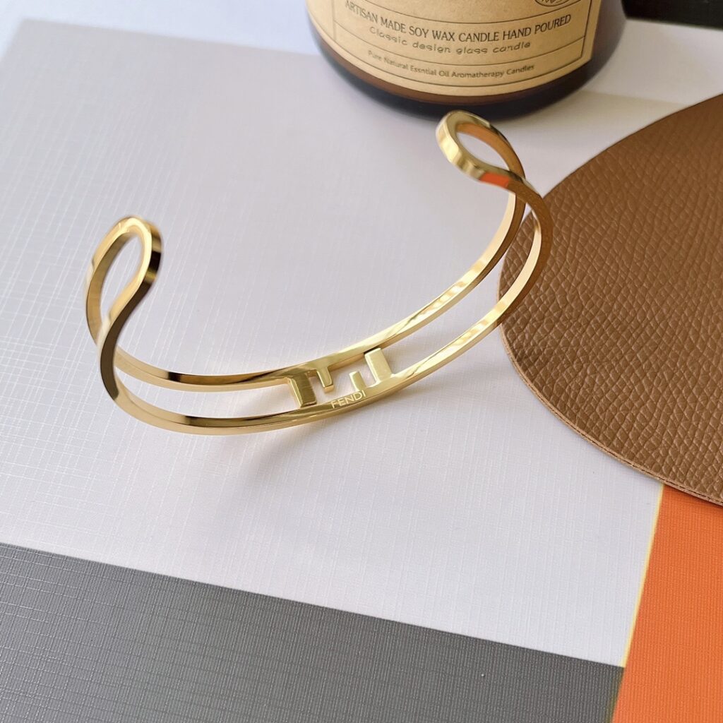Designer S343 Bracelet editorial product context 3