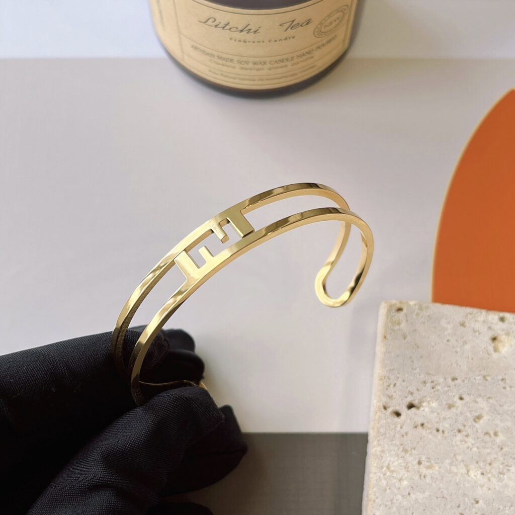 Designer S343 Bracelet editorial product context 2