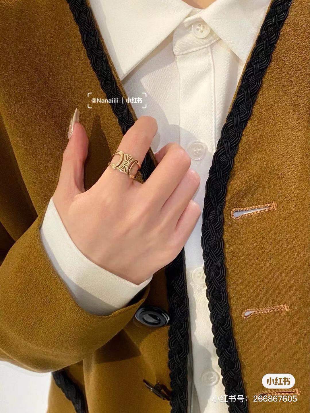 Celine J088 Ring