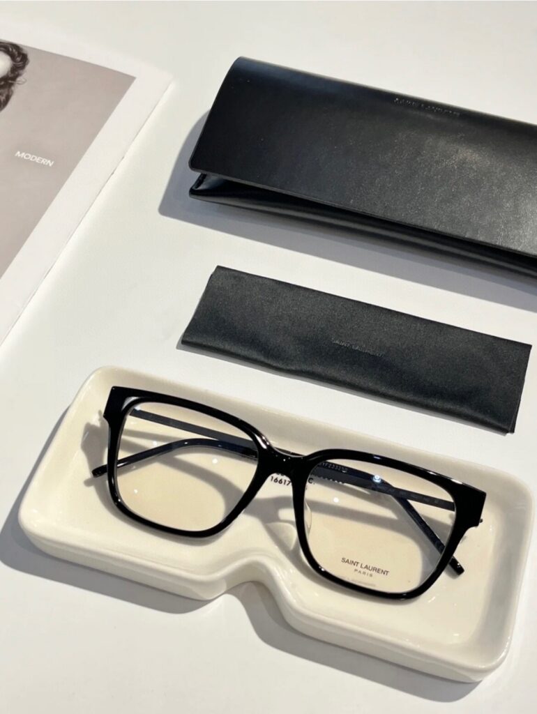 Designer GCW Bag editorial product context 2