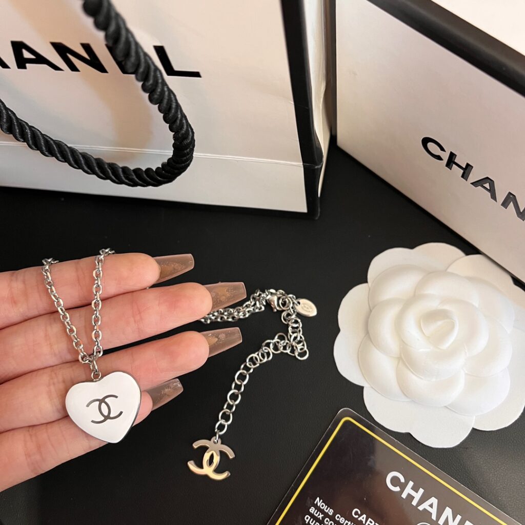 Designer Necklace editorial product context 3