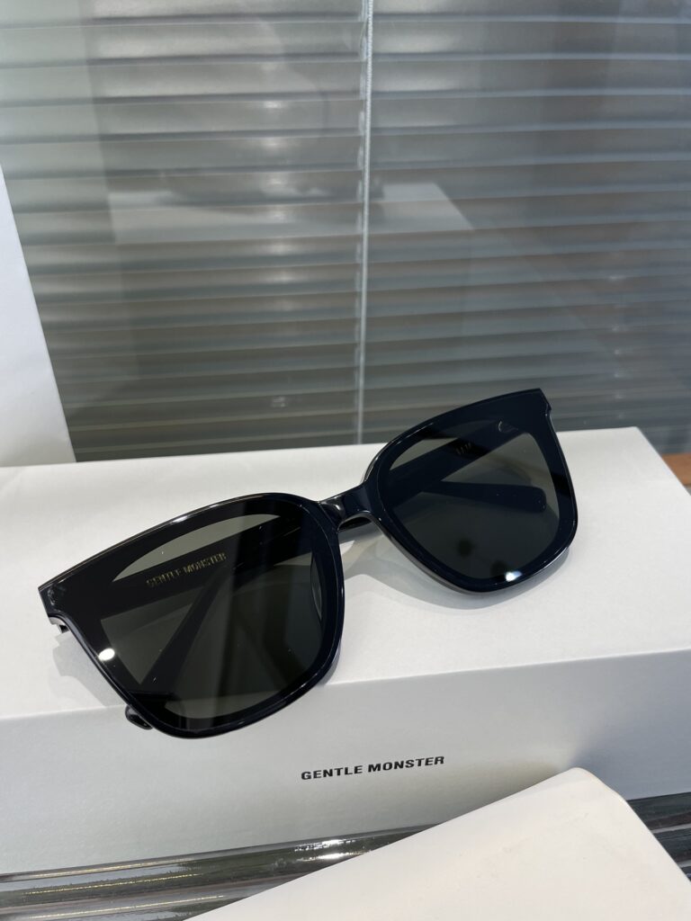Gentle Monster Black Ring editorial product context 2