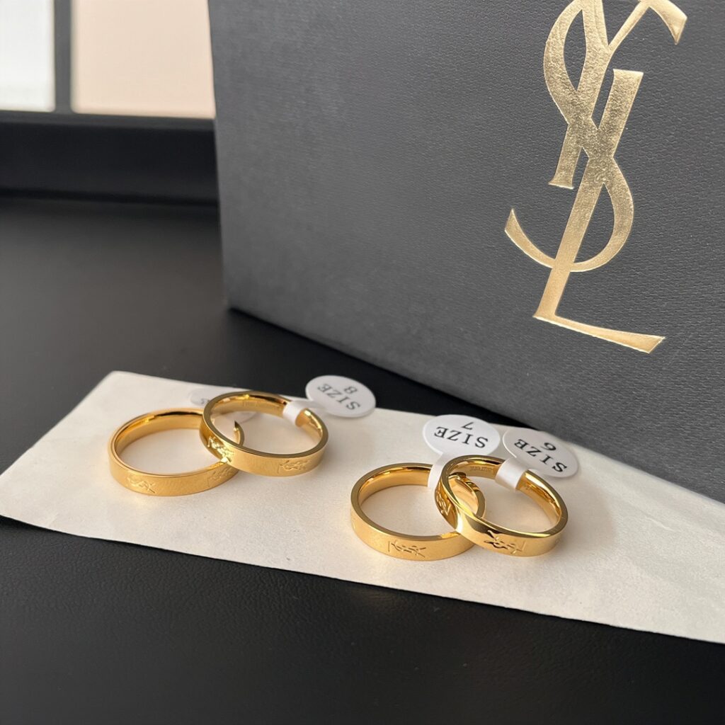 Designer J095 Ring editorial product context 2