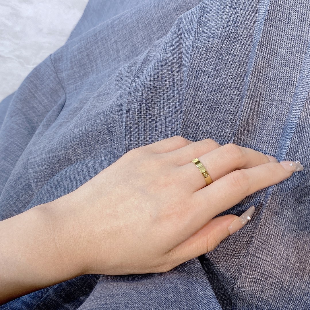 Luxury J095 Ring