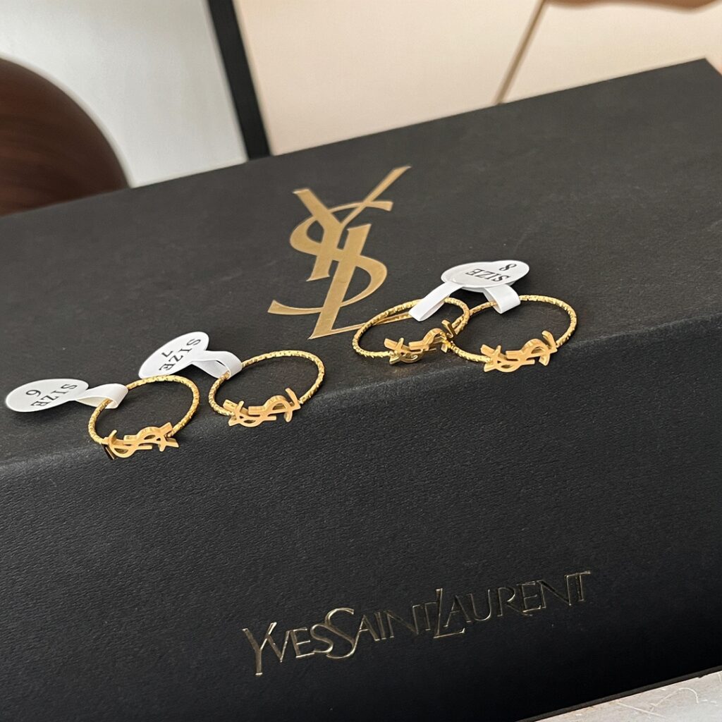 Designer J096 Ring editorial product context 2