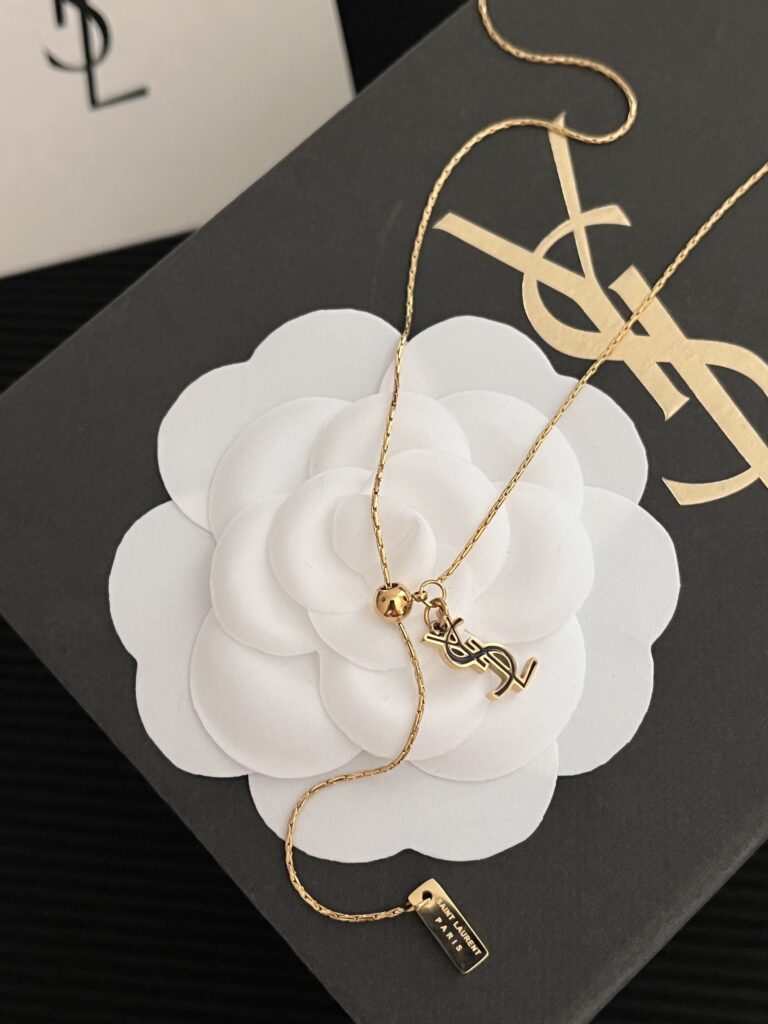Designer Necklace editorial product context 1