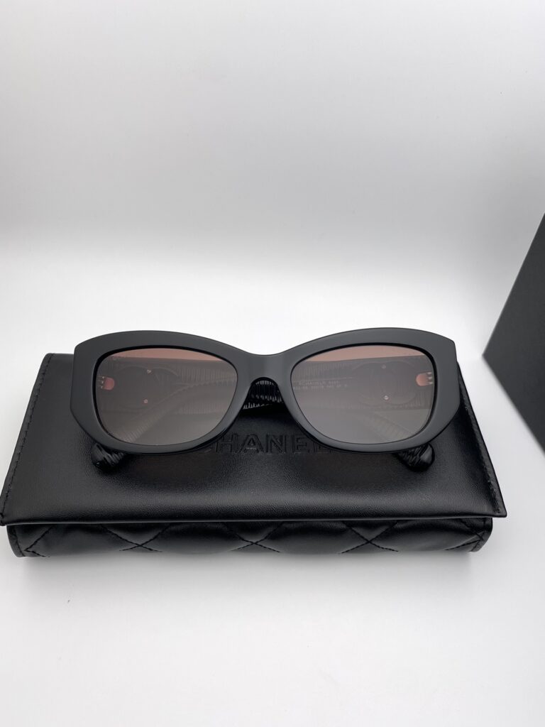 Designer A8E Bag editorial product context 3