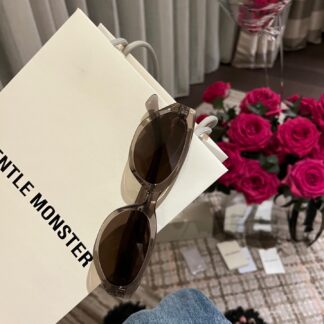 Premium Designer Luxury Handbag - Classic Structured Tote with Gold Hardware