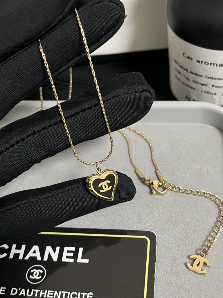 Designer Necklace editorial product context 1