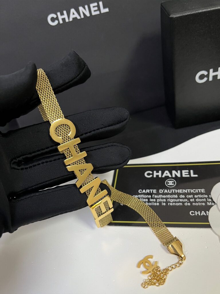 Designer Necklace editorial product context 3