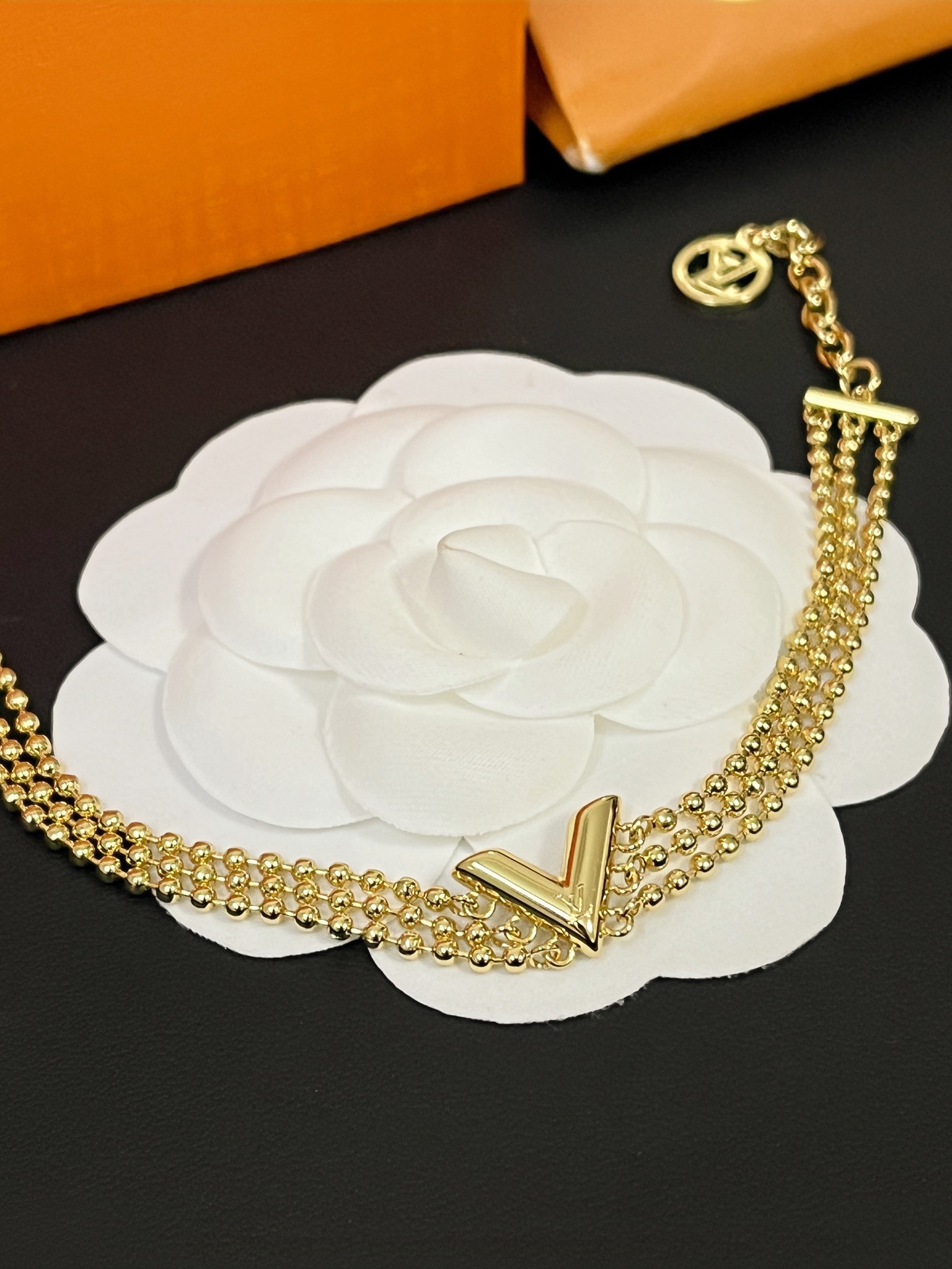 Designer Luxury L129 Category Each item IS quality-checked before dispatch with global tracked shipping jewelry Bracelet