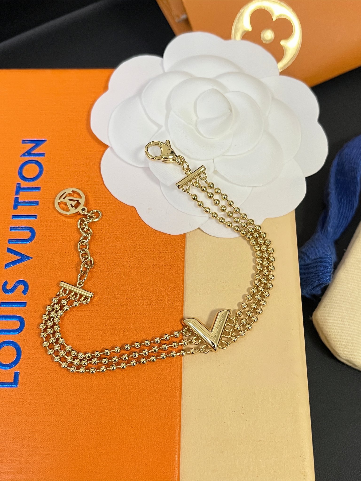 Designer Luxury L129 Category Each item IS quality-checked before dispatch with global tracked shipping jewelry Bracelet