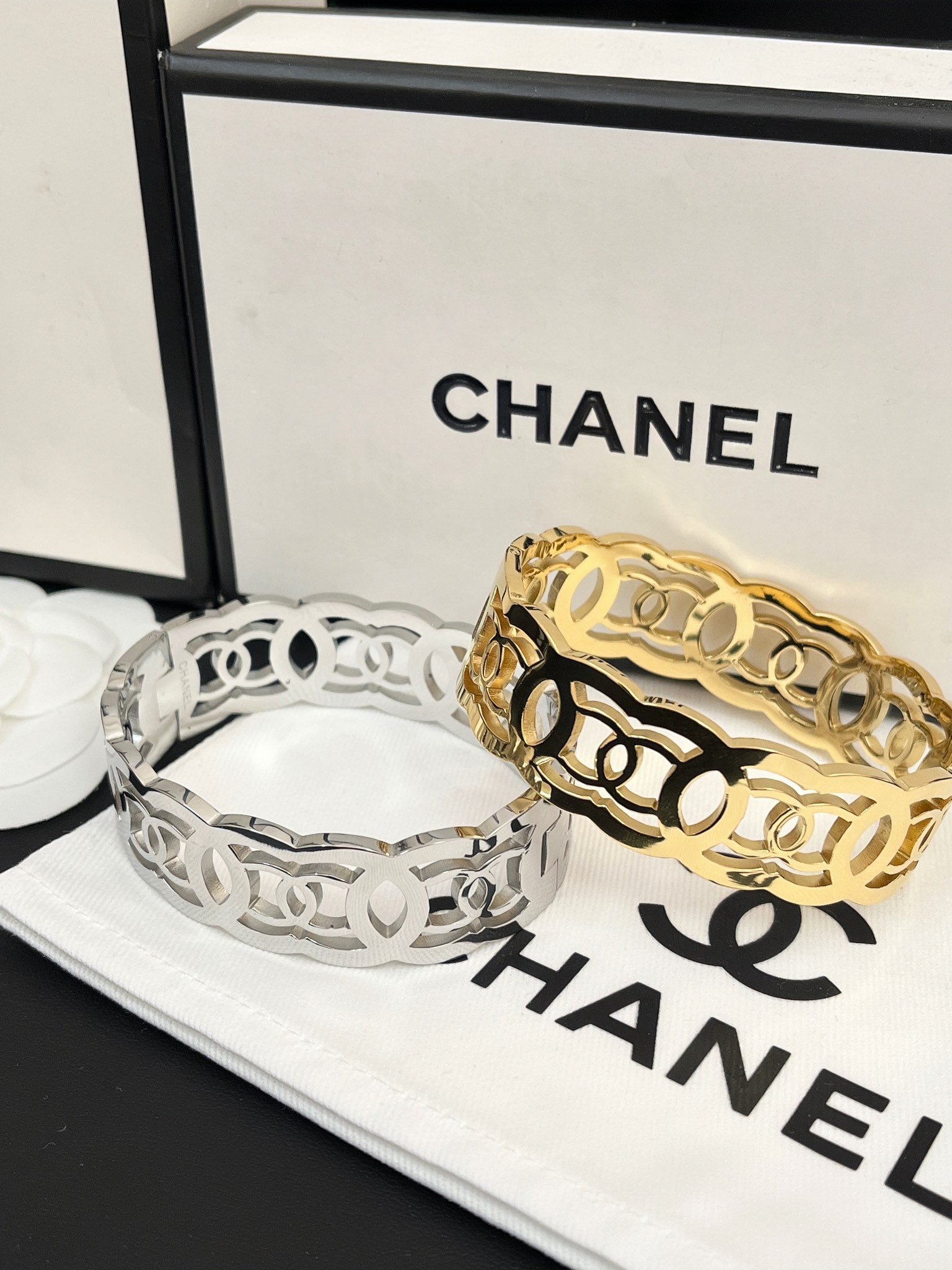 Luxury S370 Bracelet