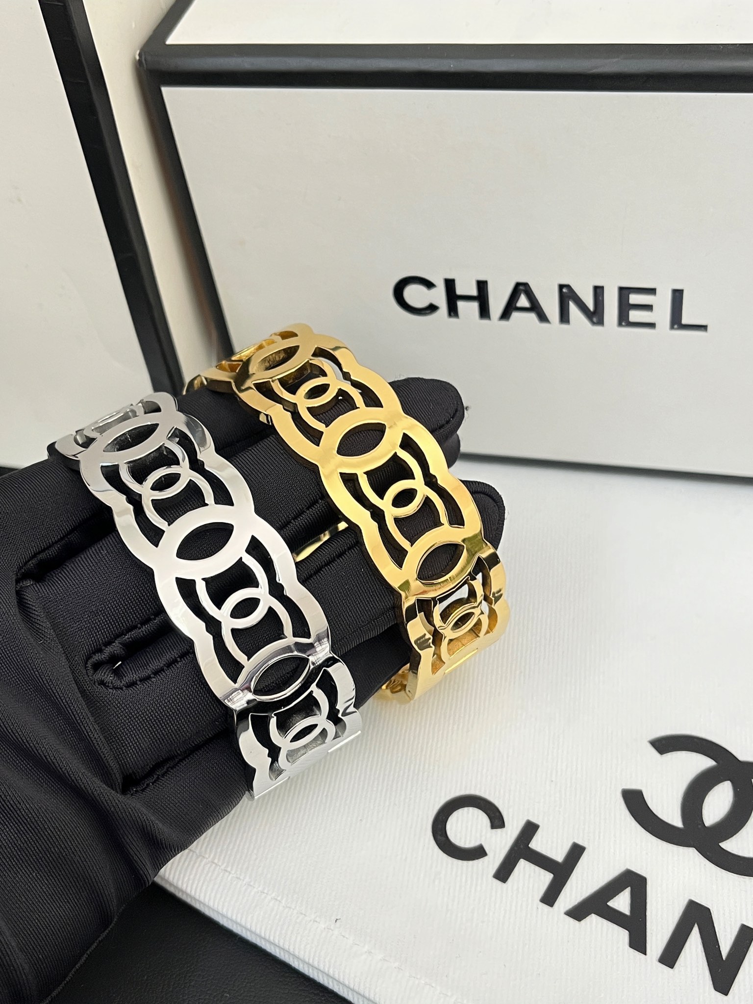 Luxury S370 Bracelet