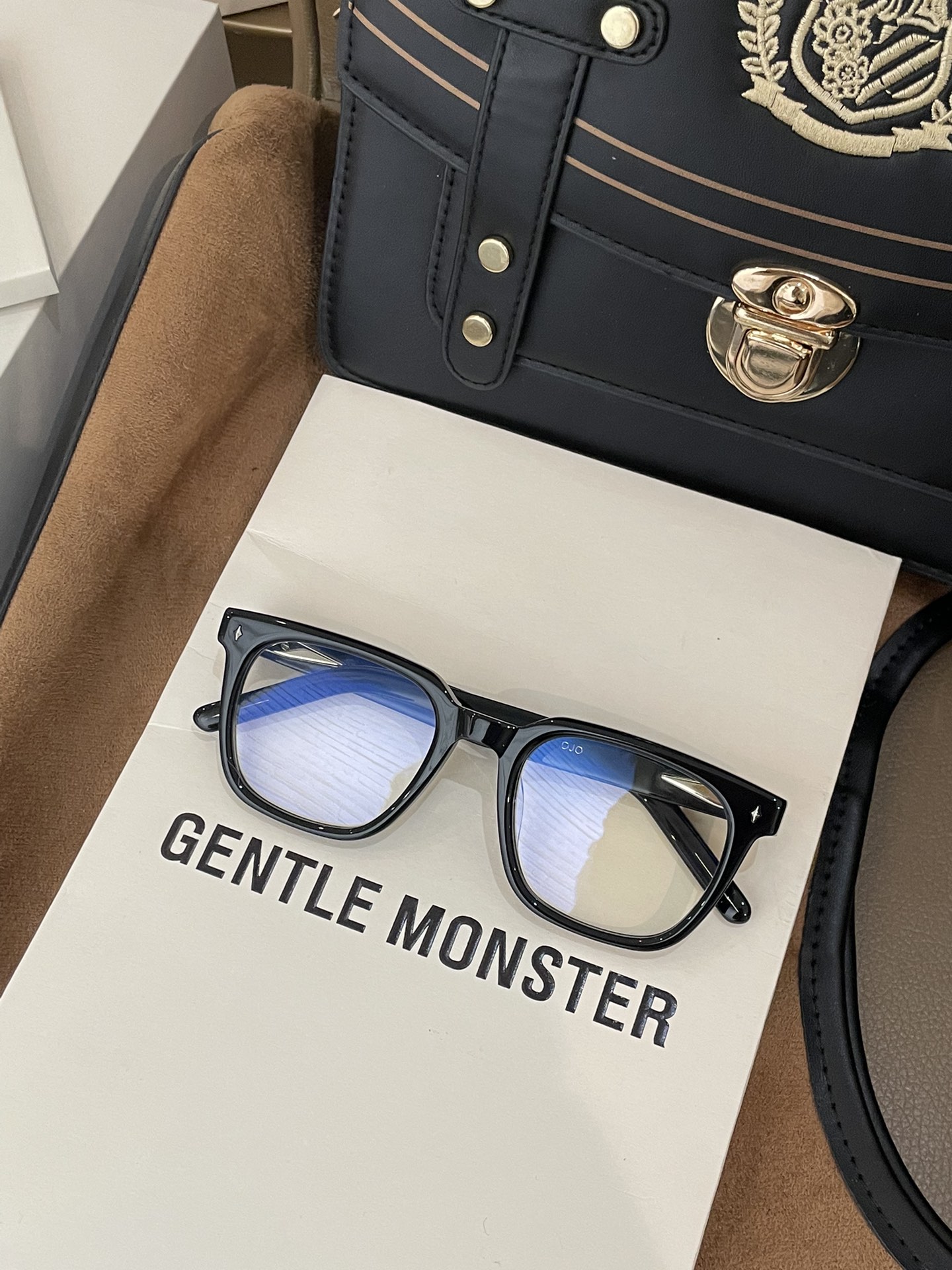 Luxury Designer Bag #FKRO - Premium Crafted Fashion Accessory