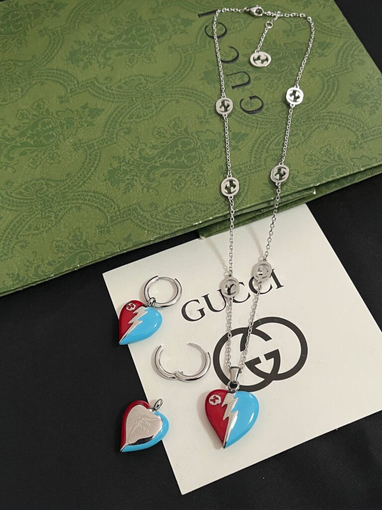 Designer Necklace editorial product context 3