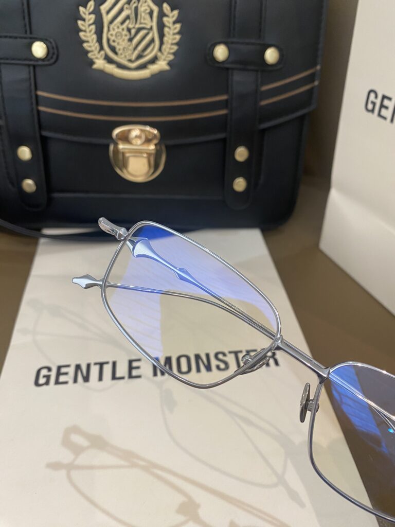 Gentle Monster Eyeglasses Sunglasses Metal Silver Piece editorial product context 3