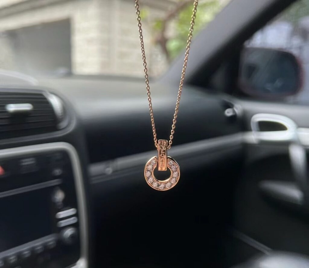 Designer Herm Necklace editorial product context 1