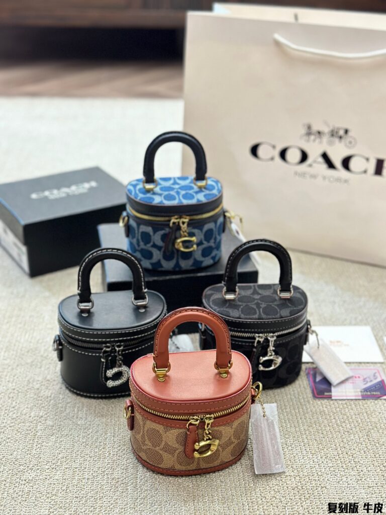 Coach Leather Bag 11 x 9 cm editorial product context 1