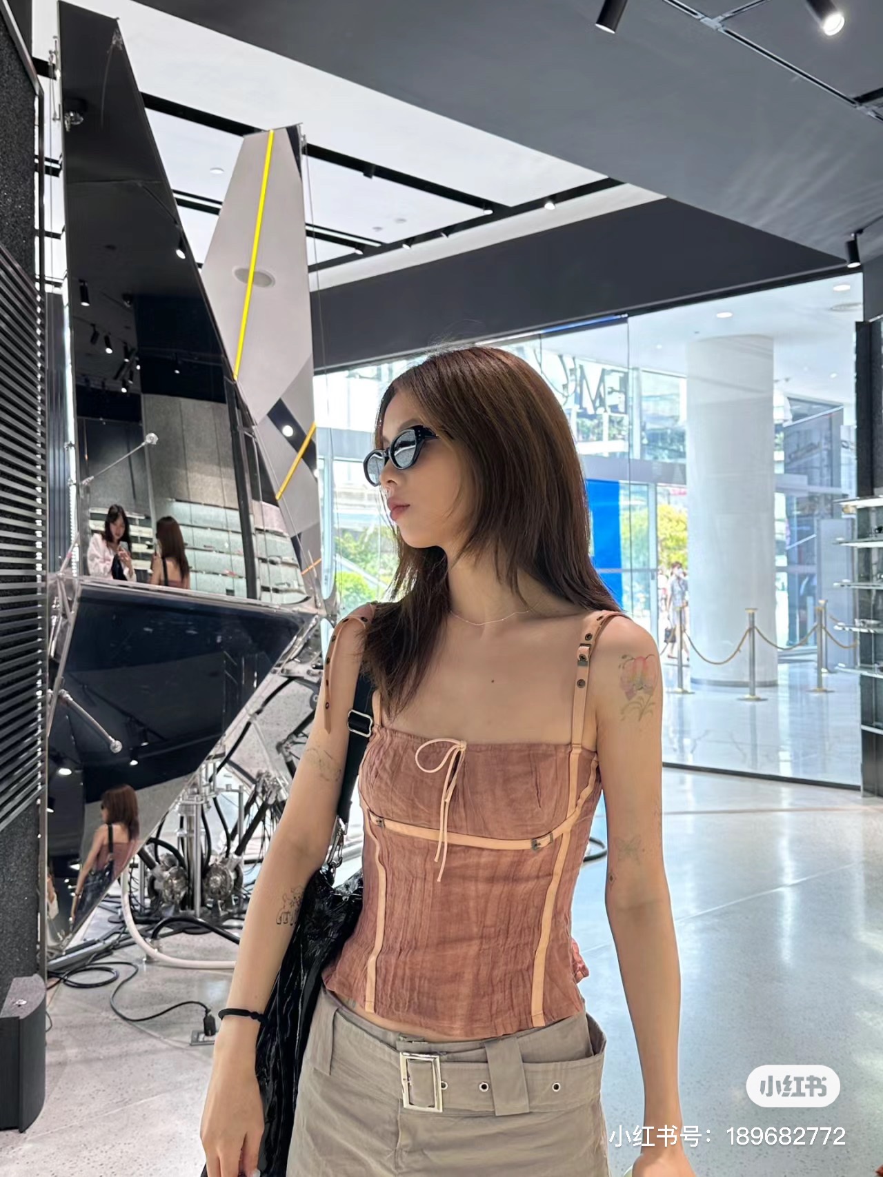 Luxury Designer Bag #2RIB - Premium Crafted Handbag